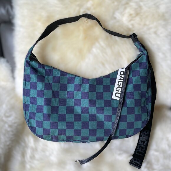NWT Baggu Large Crescent Bag - Navy Green Check - Picture 2 of 5
